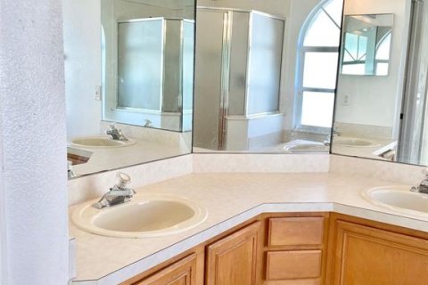 Villa ou maison à louer à Orlando, Floride: 3 chambres, 130.71 m2 № 1675137 - photo 10