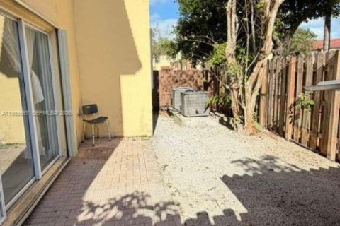 Copropriété à louer à Homestead, Floride: 3 chambres, 98.66 m2 № 1997668 - photo 14