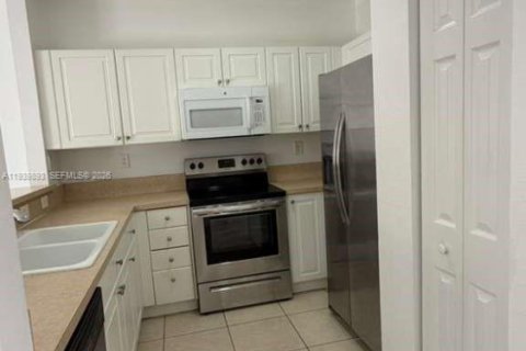 Copropriété à louer à Homestead, Floride: 3 chambres, 98.66 m2 № 1997668 - photo 11