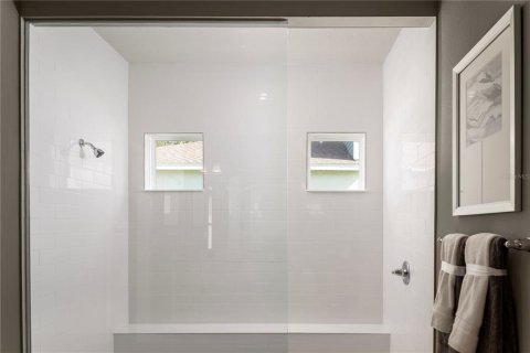 Купить виллу или дом в Тайтусвилл, Флорида 12 комнат, 236.99м2, № 1907875 - фото 16