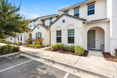 Townhouse in Davenport, Florida 4 bedrooms, 182.09 sq.m. № 2099335