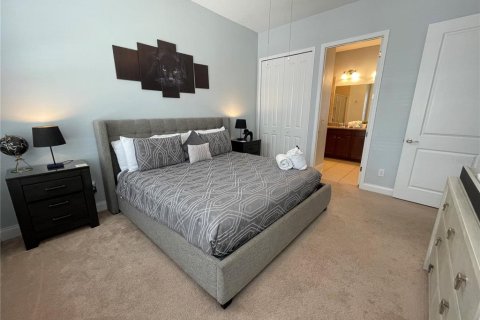 Townhouse in Davenport, Florida 4 bedrooms, 182.09 sq.m. № 2099335 - photo 7