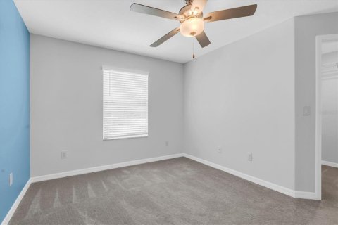 Townhouse in New Port Richey, Florida 2 bedrooms, 143.16 sq.m. № 2103778 - photo 29