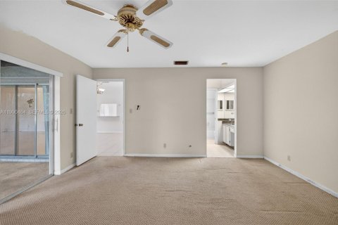 House in Tamarac, Florida 2 bedrooms, 131.74 sq.m. № 2060383 - photo 18