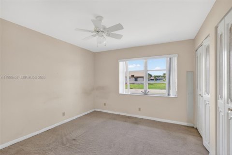 House in Tamarac, Florida 2 bedrooms, 131.74 sq.m. № 2060383 - photo 15