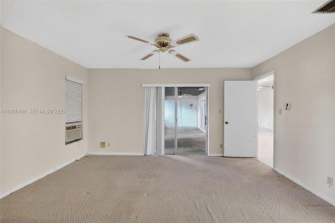 House in Tamarac, Florida 2 bedrooms, 131.74 sq.m. № 2060383 - photo 19