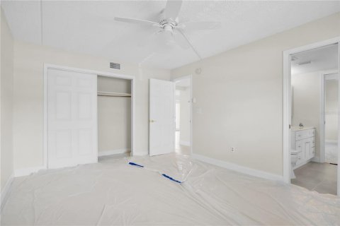 Condo in Tampa, Florida, 2 bedrooms № 2230617 - photo 11