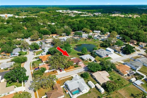 House in New Port Richey, Florida 3 bedrooms, 148.18 sq.m. № 2101128 - photo 4