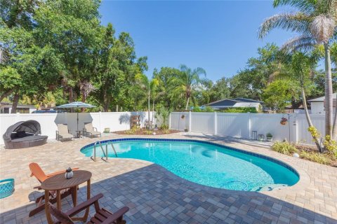 Villa ou maison à louer à Tampa, Floride: 4 chambres, 166.57 m2 № 2388729 - photo 30