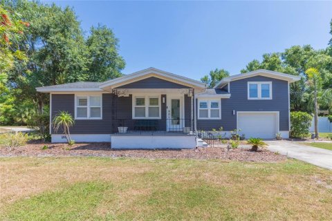 Villa ou maison à Tampa, Floride 4 chambres, 166.57 m2 № 2388729