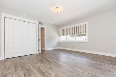Villa ou maison à louer à Tampa, Floride: 4 chambres, 166.57 m2 № 2388729 - photo 21