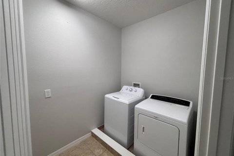 Casa en alquiler en Windermere, Florida, 4 dormitorios, 207.73 m2 № 1812435 - foto 20