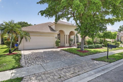 Villa ou maison à West Palm Beach, Floride 4 chambres, 191.56 m2 № 2372021