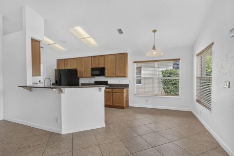 Villa ou maison à vendre à West Palm Beach, Floride: 4 chambres, 191.56 m2 № 2372021 - photo 20