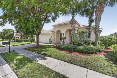 Villa ou maison à vendre à West Palm Beach, Floride: 4 chambres, 191.56 m2 № 2372021 - photo 3