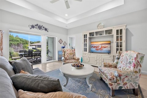 Villa ou maison à vendre à Rotonda, Floride: 3 chambres, 151.15 m2 № 2398731 - photo 8
