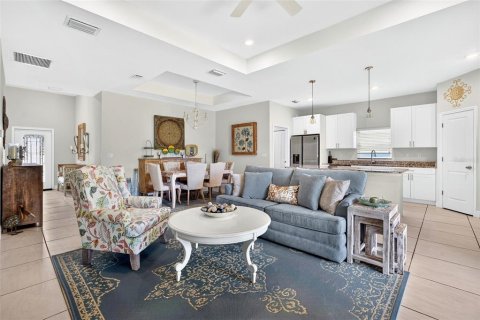 Villa ou maison à vendre à Rotonda, Floride: 3 chambres, 151.15 m2 № 2398731 - photo 6