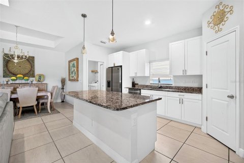 Villa ou maison à vendre à Rotonda, Floride: 3 chambres, 151.15 m2 № 2398731 - photo 10