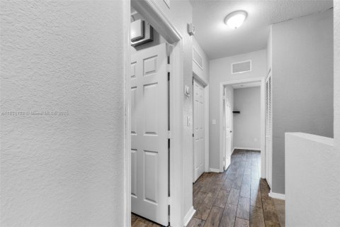 Townhouse in Homestead, Florida 4 bedrooms, 191.19 sq.m. № 1809770 - photo 30
