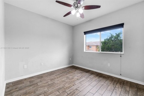 Townhouse in Homestead, Florida 4 bedrooms, 191.19 sq.m. № 1809770 - photo 27