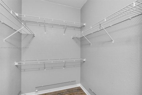 Townhouse in Homestead, Florida 4 bedrooms, 191.19 sq.m. № 1809770 - photo 22