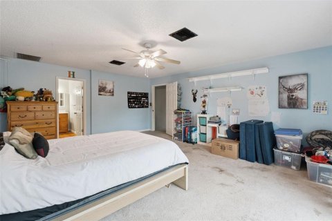 House in Eustis, Florida 3 bedrooms, 170.94 sq.m. № 2324174 - photo 20