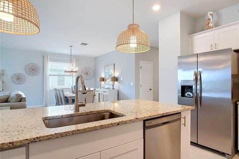 Villa ou maison à vendre à Port Charlotte, Floride: 4 chambres, 188.78 m2 № 2405289 - photo 18