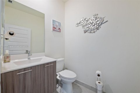 Condominio en venta en Doral, Florida, 2 dormitorios, 104.42 m2 № 1964510 - foto 16