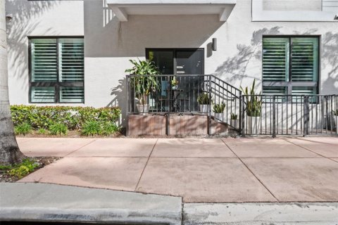 Condominio en venta en Doral, Florida, 2 dormitorios, 104.42 m2 № 1964510 - foto 18