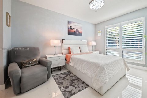 Condominio en venta en Doral, Florida, 2 dormitorios, 104.42 m2 № 1964510 - foto 11