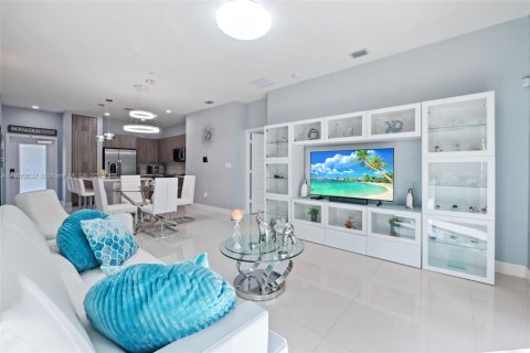 Condominio en venta en Doral, Florida, 2 dormitorios, 104.42 m2 № 1964510 - foto 6