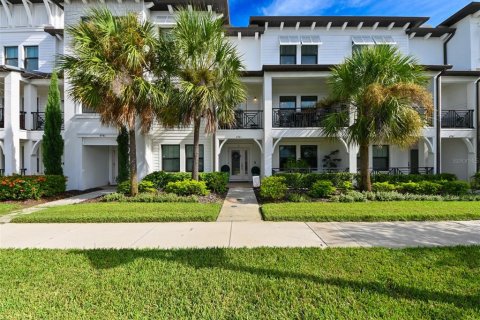 Townhouse in Tampa, Florida 3 bedrooms, 205.31 sq.m. № 1907620 - photo 1