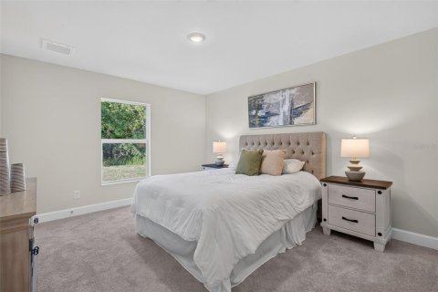House in Port Charlotte, Florida 3 bedrooms, 168.9 sq.m. № 2152268 - photo 26