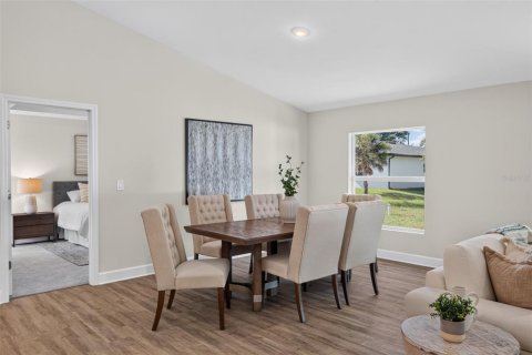 House in Port Charlotte, Florida 3 bedrooms, 168.9 sq.m. № 2152268 - photo 15