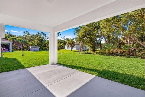 House in Port Charlotte, Florida 3 bedrooms, 168.9 sq.m. № 2152268 - photo 29