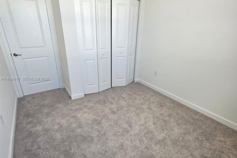 Купить коммерческую недвижимость в Флорида-Сити, Флорида 150.04м2, № 2049972 - фото 12