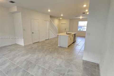 Купить коммерческую недвижимость в Флорида-Сити, Флорида 150.04м2, № 2049972 - фото 5