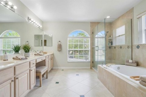 Casa en venta en Orlando, Florida, 5 dormitorios, 357.49 m2 № 2416233 - foto 15