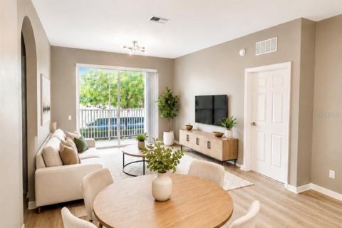 Condo in Orlando, Florida, 3 bedrooms № 2224762 - photo 11