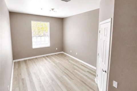 Condo in Orlando, Florida, 3 bedrooms № 2224762 - photo 18