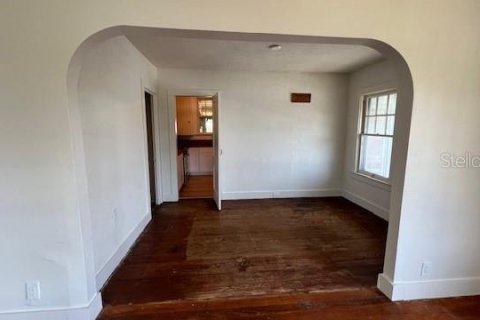 Propiedad comercial en venta en Tavares, Florida, 152.82 m2 № 1750968 - foto 8