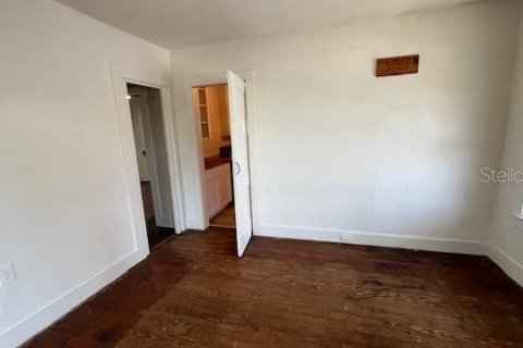 Propiedad comercial en venta en Tavares, Florida, 152.82 m2 № 1750968 - foto 10