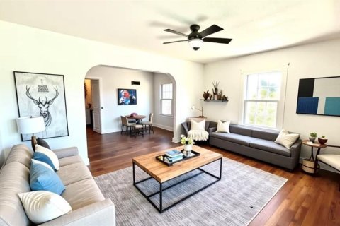 Propiedad comercial en venta en Tavares, Florida, 152.82 m2 № 1750968 - foto 6