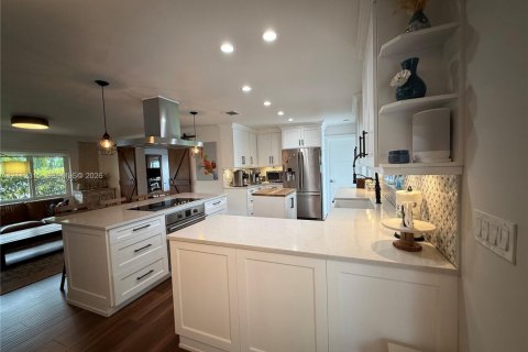 Villa ou maison à vendre à Miami, Floride: 3 chambres, 138.98 m2 № 2432536 - photo 7