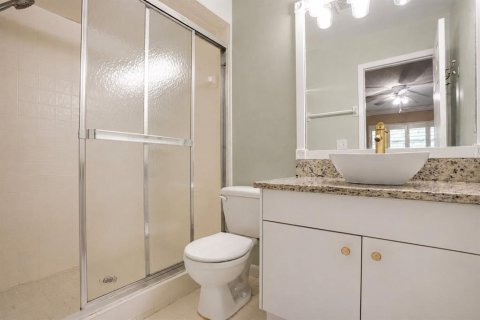 Villa ou maison à vendre à Palm Harbor, Floride: 2 chambres, 129.13 m2 № 2285125 - photo 21