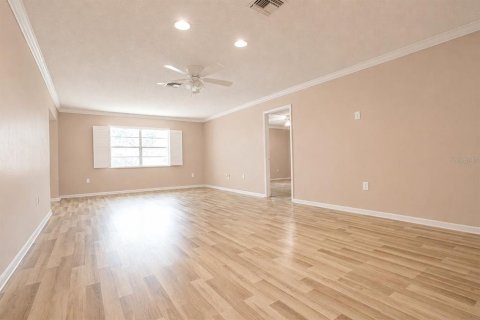 Villa ou maison à vendre à Palm Harbor, Floride: 2 chambres, 129.13 m2 № 2285125 - photo 6
