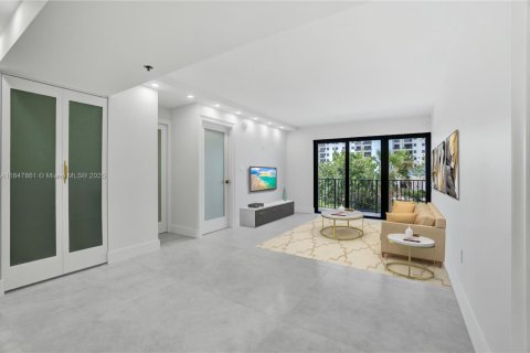 Снять в аренду кондоминиум в Холливуд, Флорида 2 спальни, 110.55м2, № 1989868 - фото 26