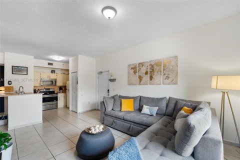 Купить кондоминиум в Дорал, Флорида 2 спальни, 80.82м2, № 2001905 - фото 7