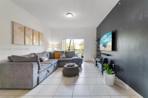 Купить кондоминиум в Дорал, Флорида 2 спальни, 80.82м2, № 2001905 - фото 17