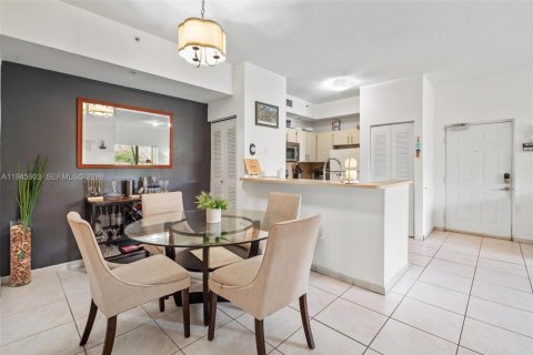 Купить кондоминиум в Дорал, Флорида 2 спальни, 80.82м2, № 2001905 - фото 19